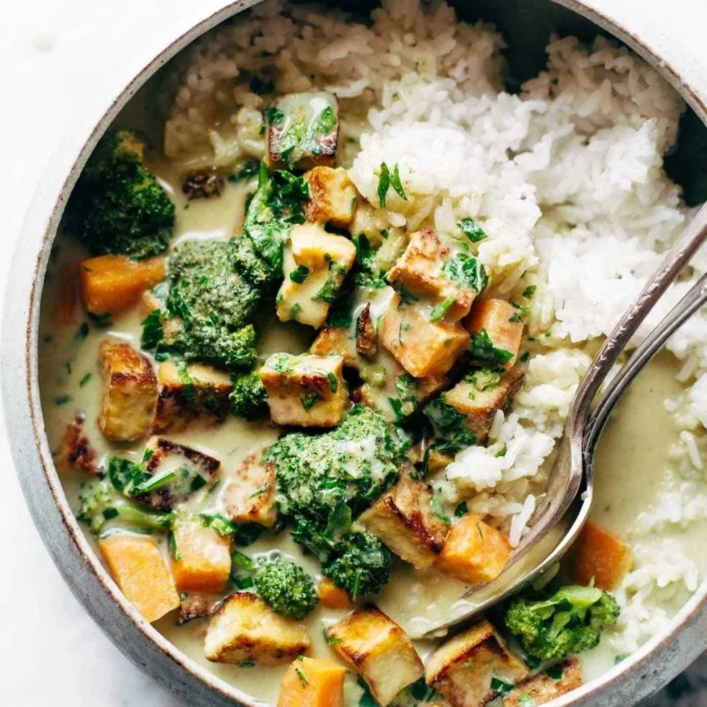 Photo of Coconut Green Curry with Tofu and Vegetables