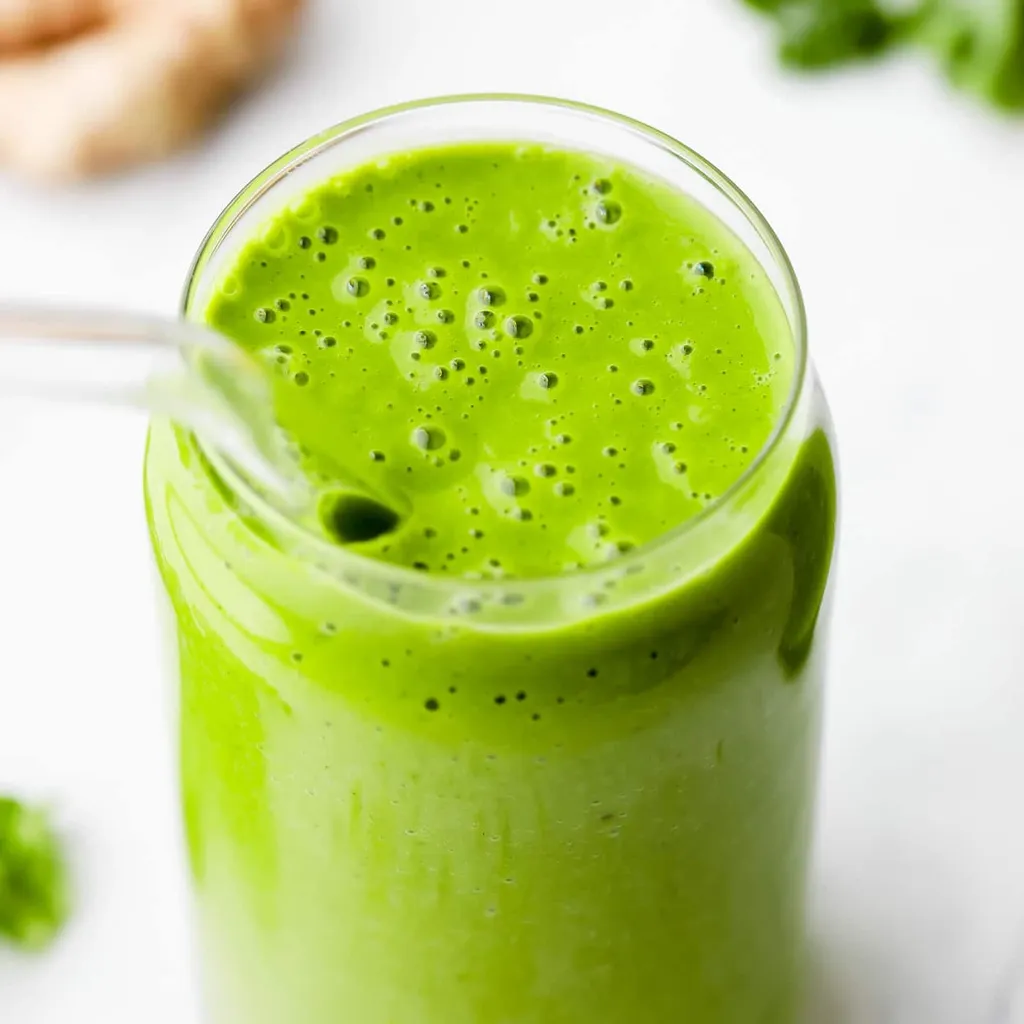 Mango and Ginger Kale Smoothie
