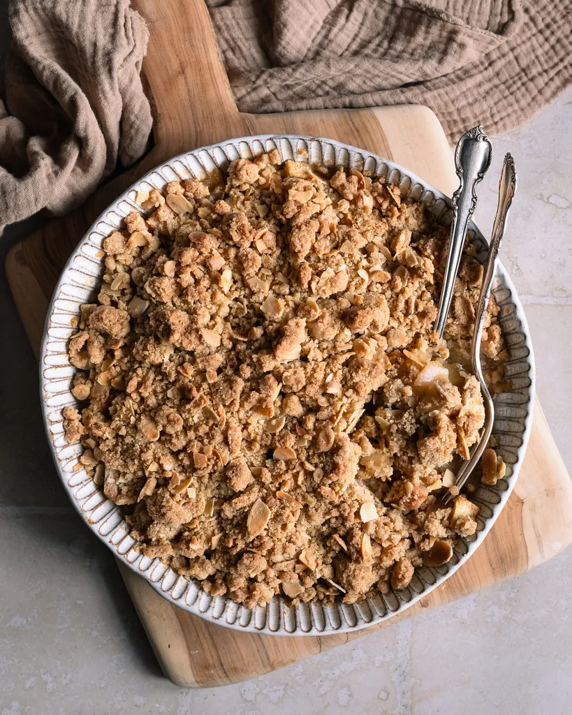 Photo of Crumble aux Pommes et Poires aux Amandes