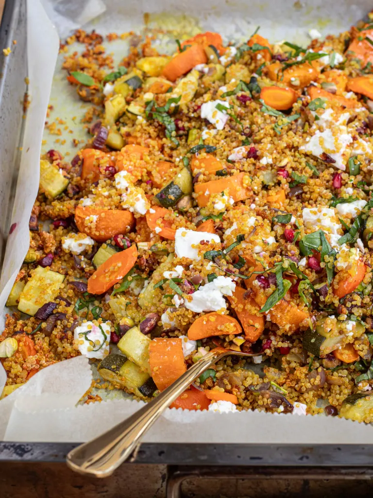 Photo of Salade de Quinoa aux Légumes Rôtis