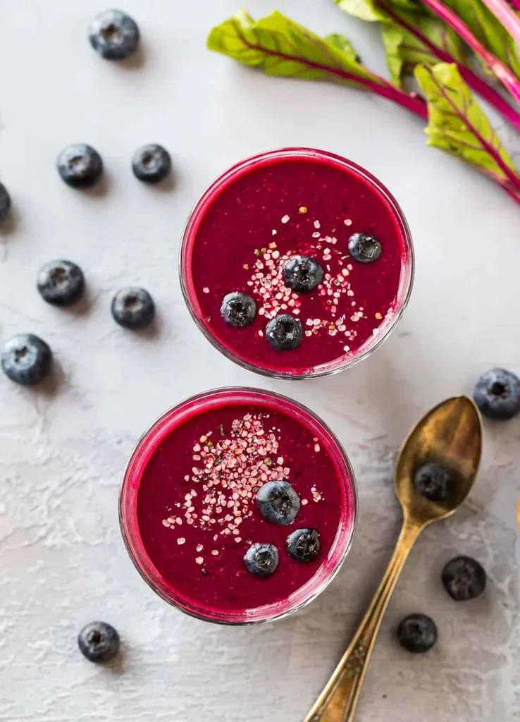 Blueberry and Beet Smoothie