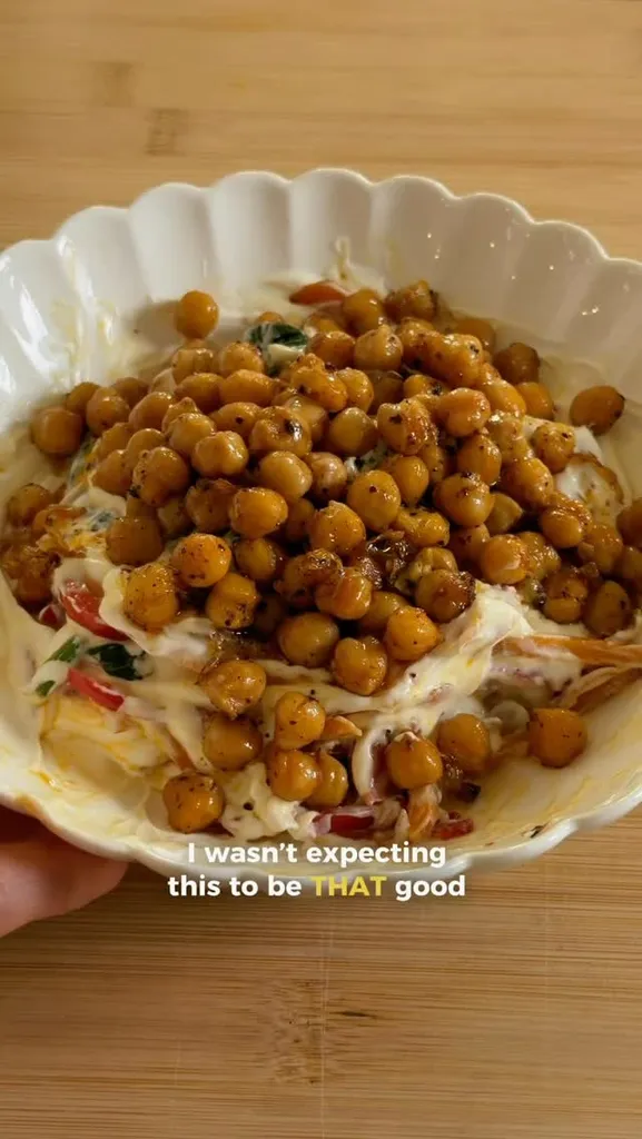 Yogurt Spinach Dip with Crispy Chickpeas