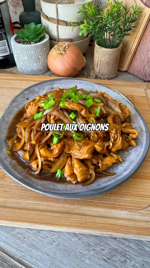 Poulet Sauté aux Oignons