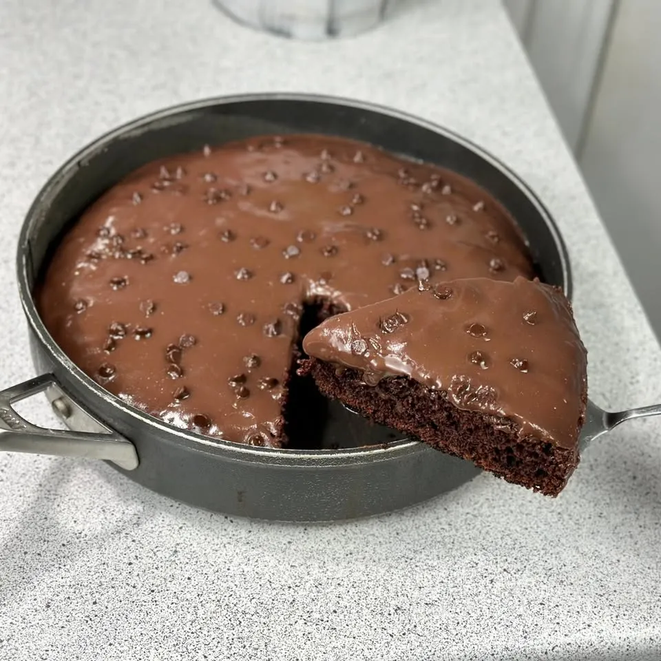 Gâteau au Chocolat Moelleux à la Poêle
