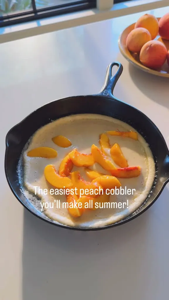 Simple Summer Peach Cobbler