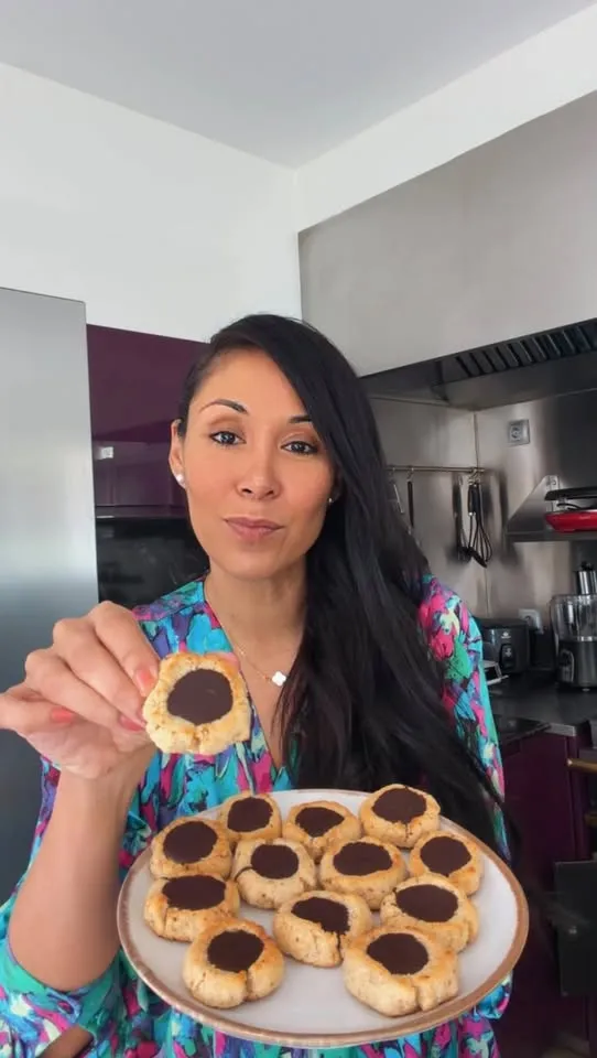 Biscuits amande-noisette au cœur chocolat