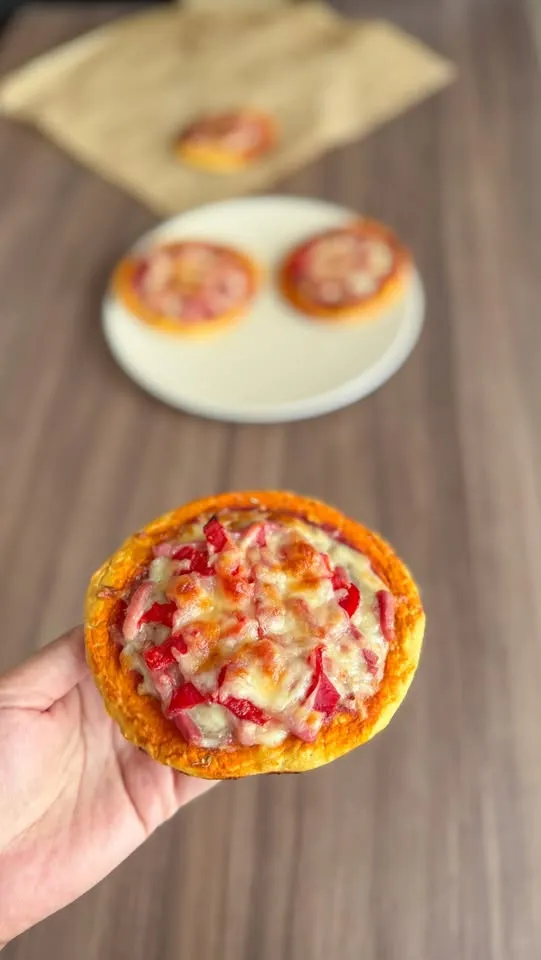 Mini-Pizzas Protéinées aux Pois Chiches