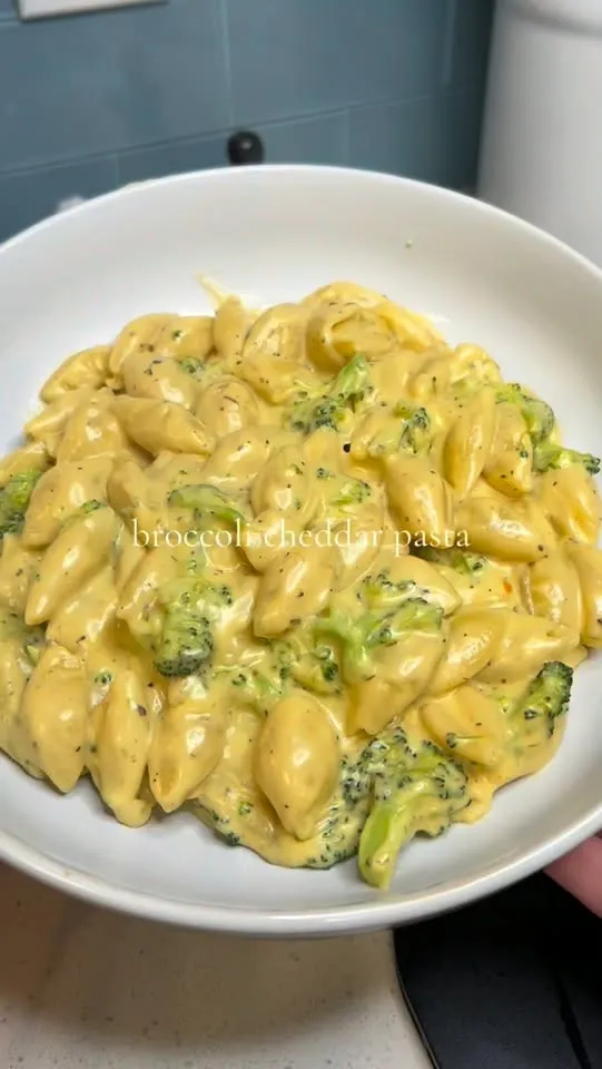 Coquillettes au Brocoli et Trio de Fromages