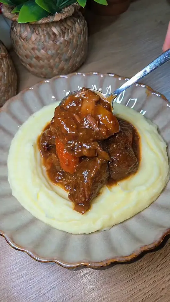 Bœuf aux carottes mijoté