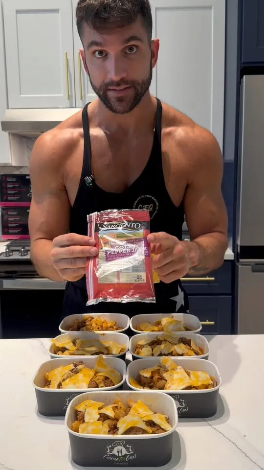 Beef and Pasta Meal Prep Bowls