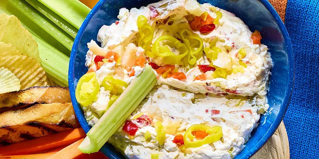 Creamy Pepperoncini and Giardiniera Dip