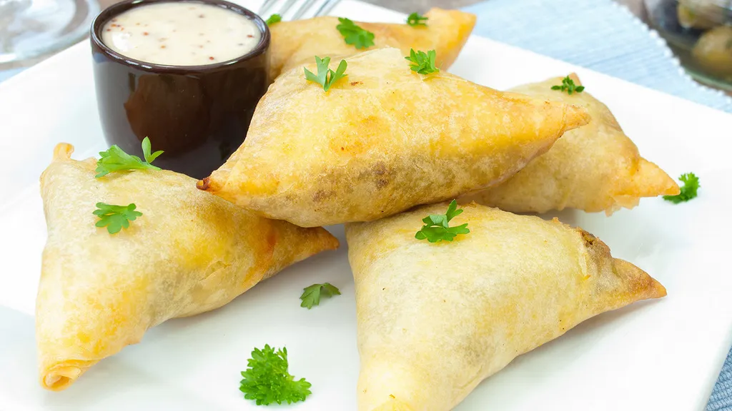 Samoussas croustillants au thon et fromage frais