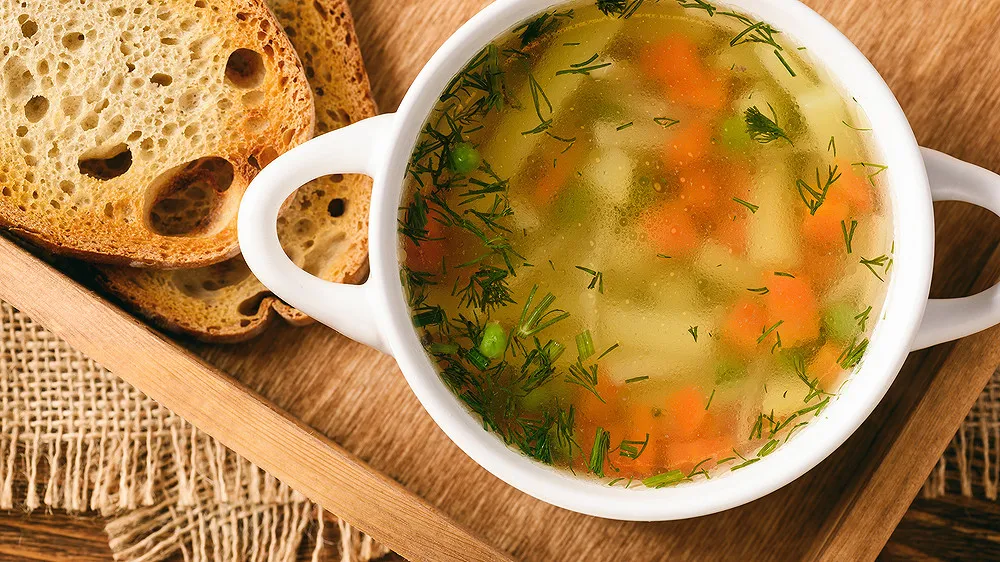 Bouillon de Poule Traditionnel